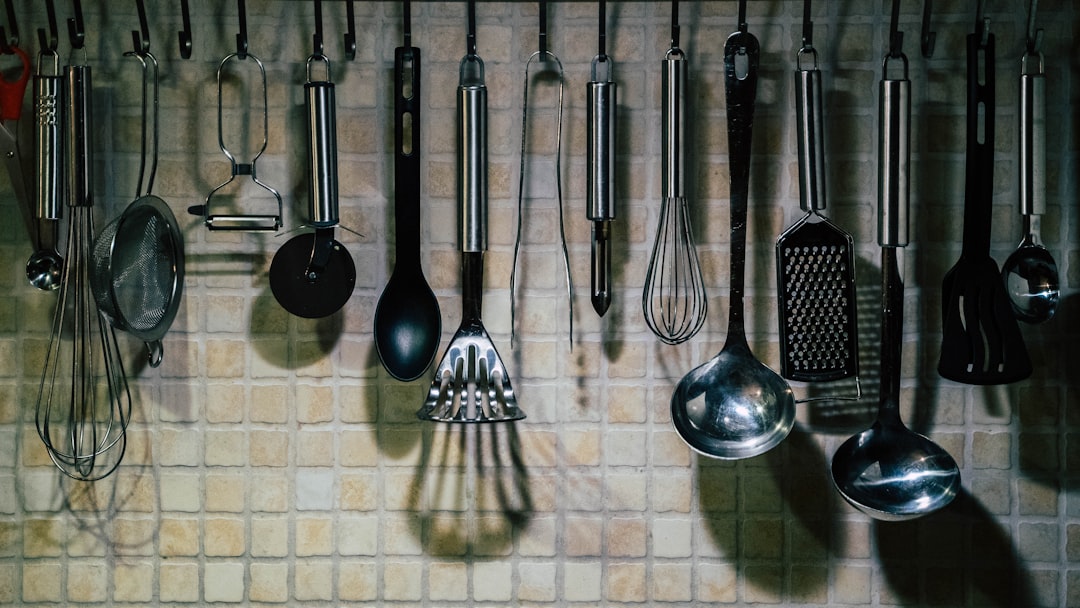Top Kitchen Tools and Gadgets to Boost Efficiency, Simplify Cooking, and Enhance Meal Prep