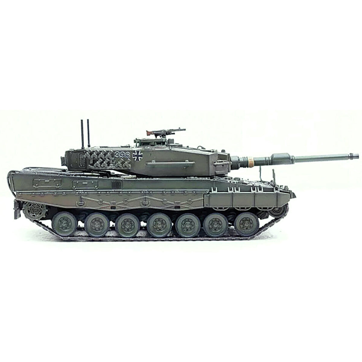 Leopard 2A4 Main Battle Tank With Snorkel 'Green Camouflage' German Army 'Armor Premium' Series 1/72 Diecast Model By Panzerkampf
