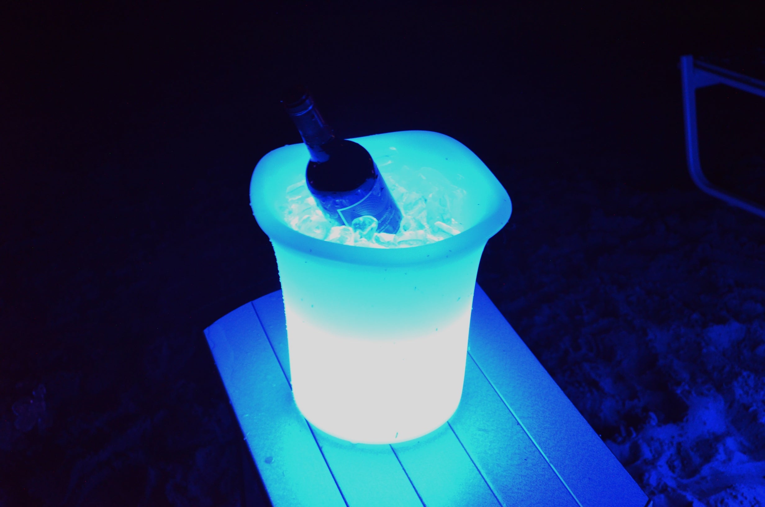 Tonga- LED ice bucket/planter