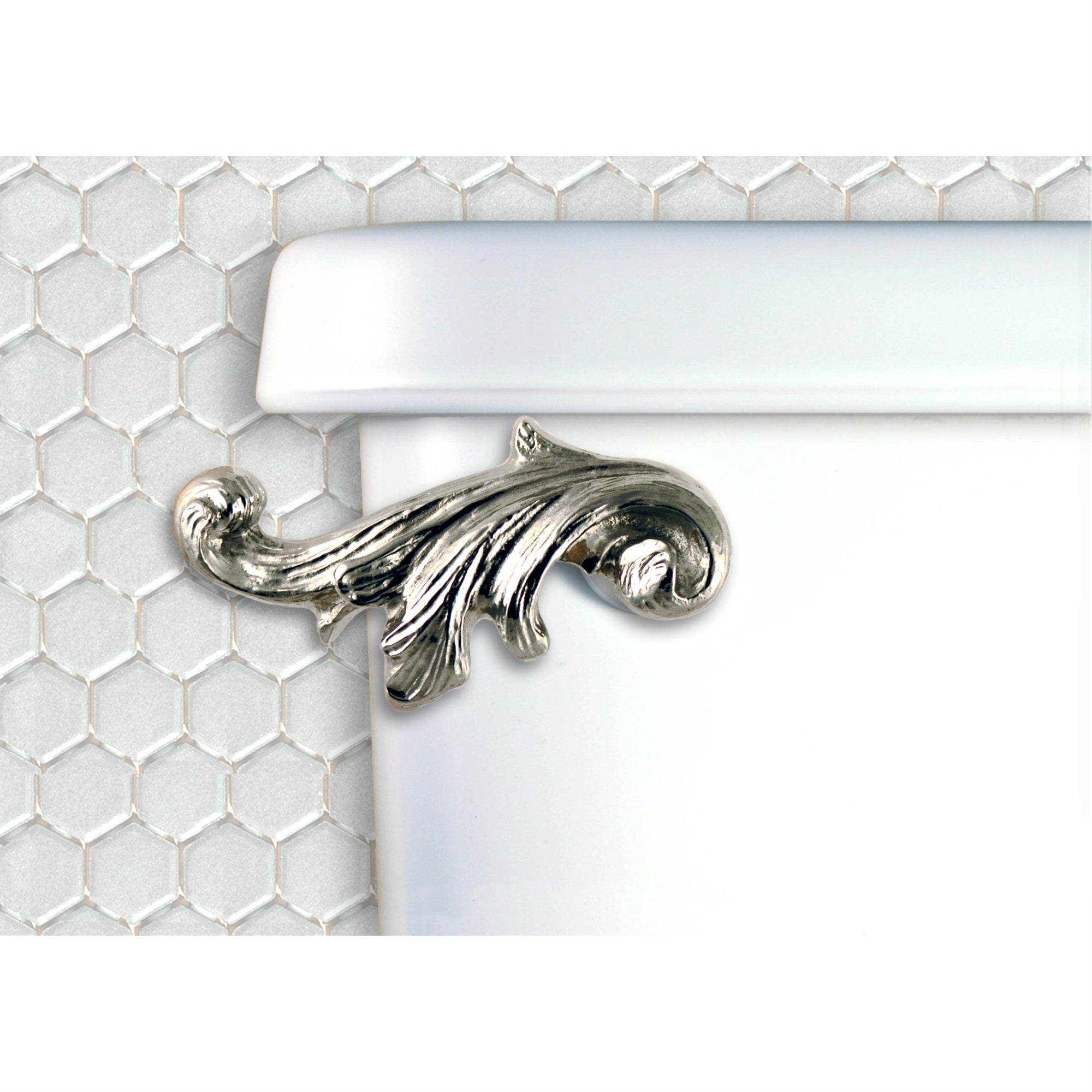 Acanthus Chrome Leaf Decorative Decorative Toilet Flush Handle/Tank Trip Lever - Front Tank Mount