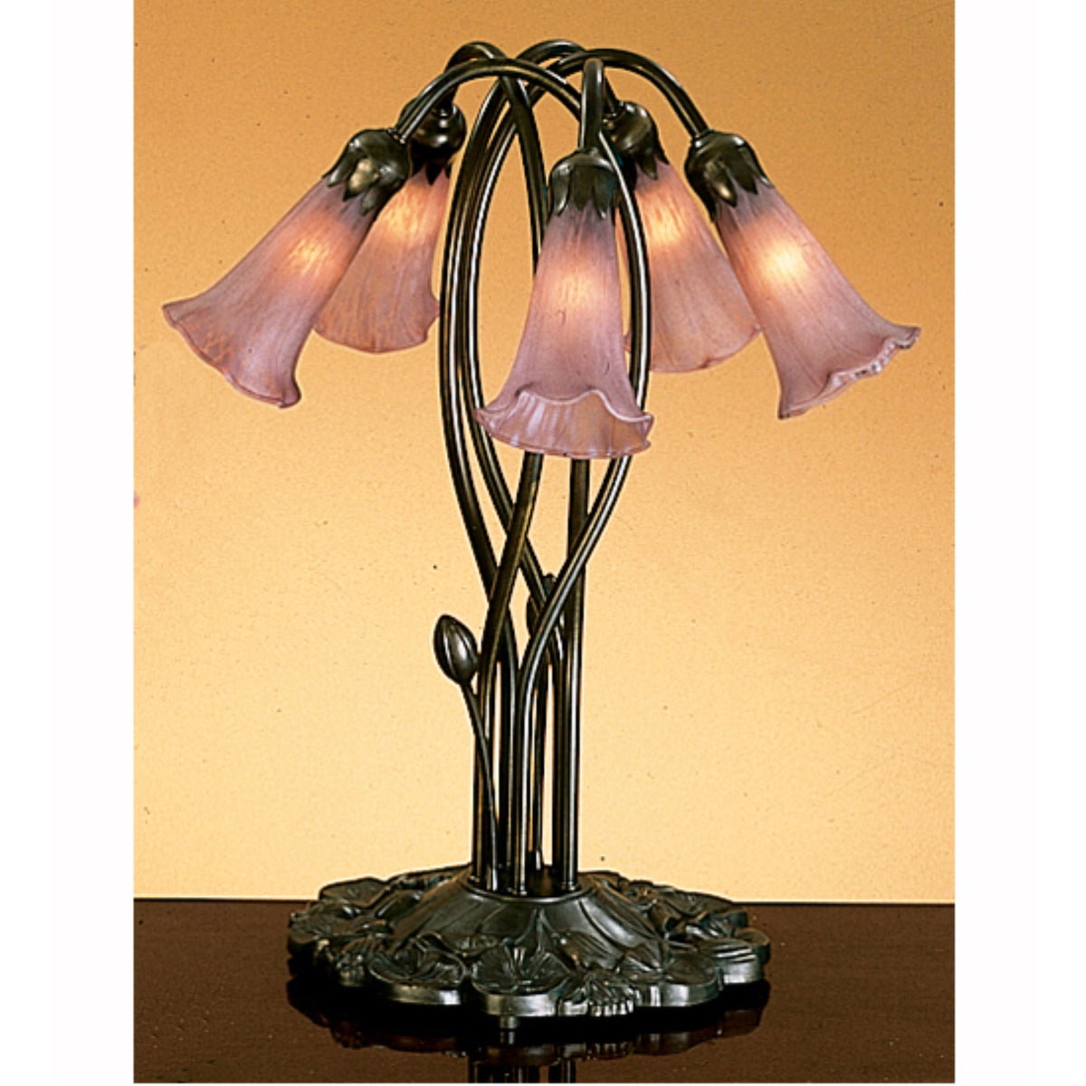 16.5'H Lavender Pond Lily 5 Lt Accent Lamp
