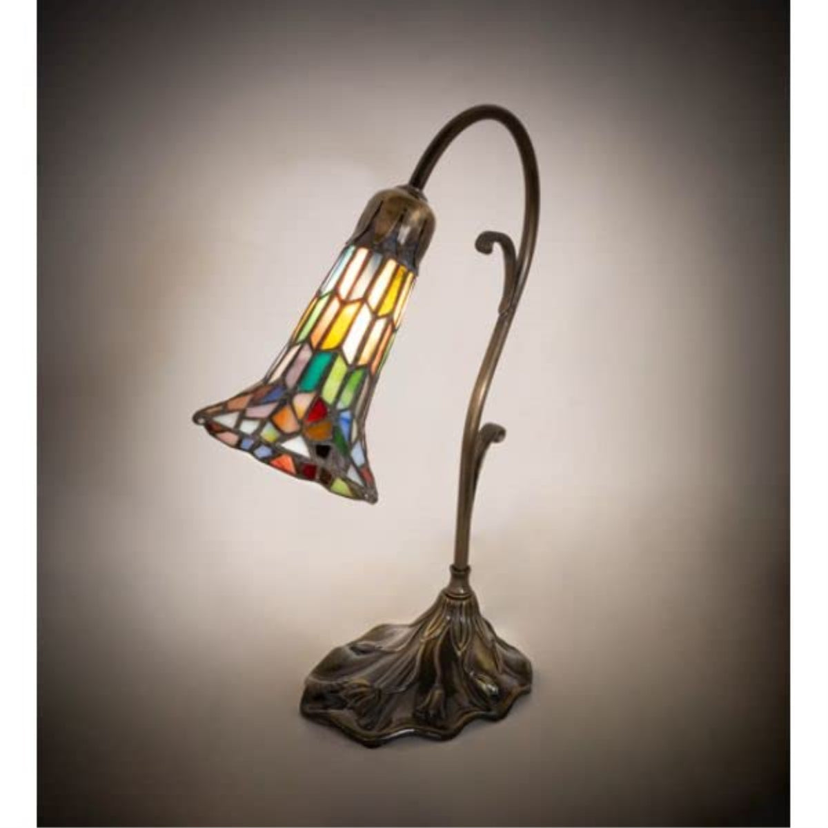 15' High Stained Glass Pond Lily Accent Lamp