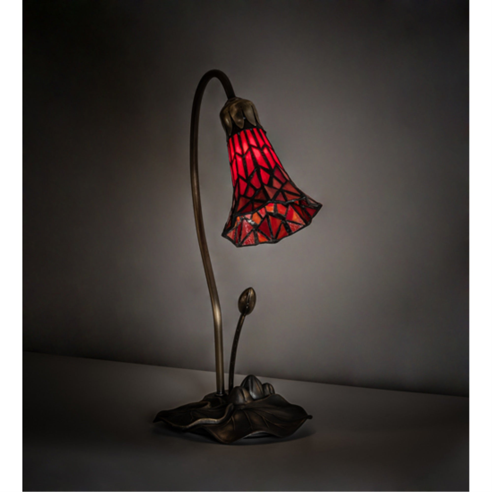 16' High Tiffany Pond Lily Red Accent Lamp