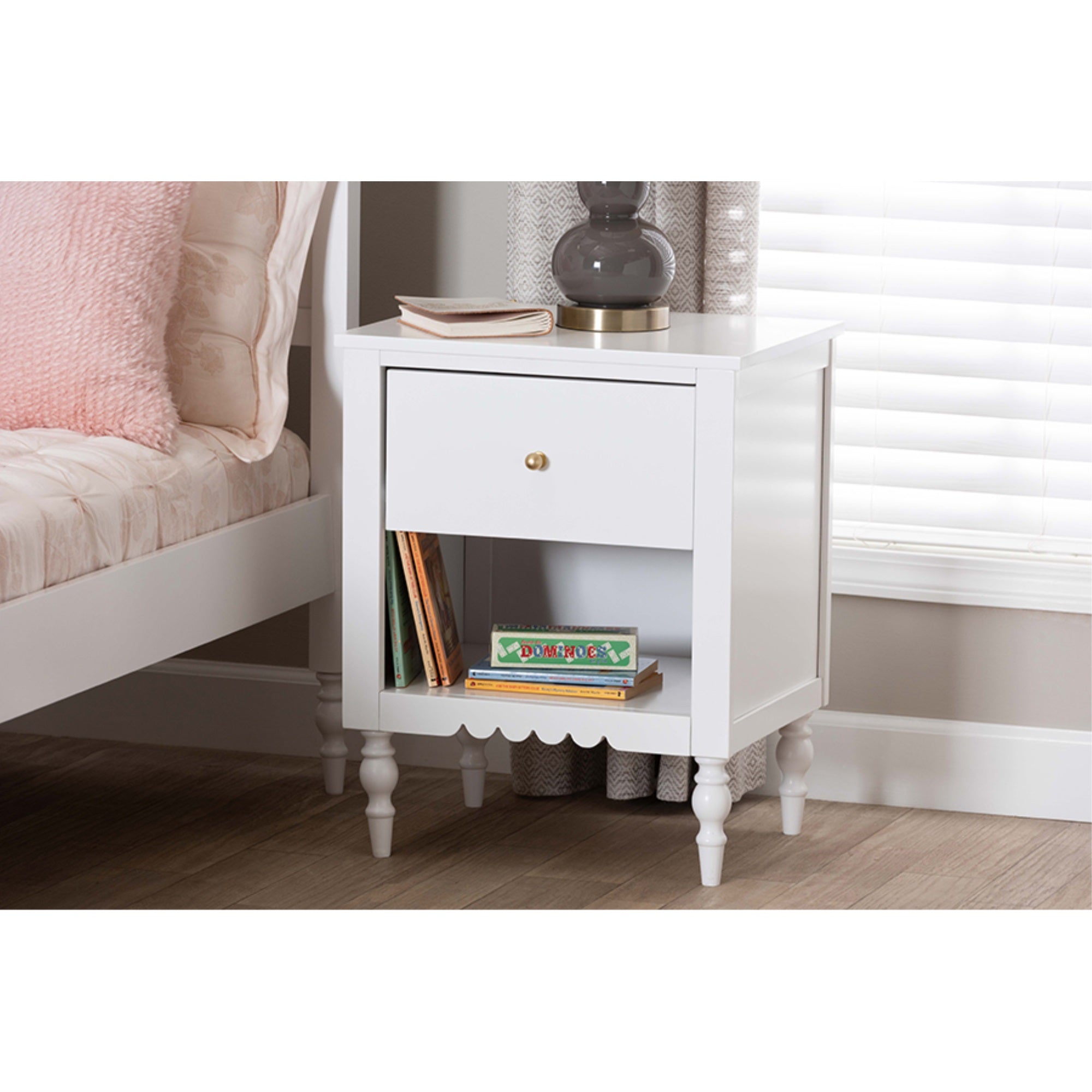 Baxton Studio Roni Modern White Wood 1-Drawer Nightstand with Scalloped Edges