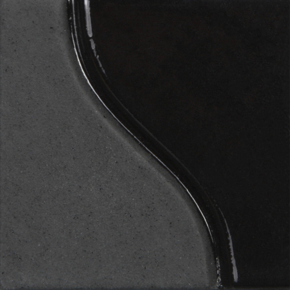 Sax True Flow Underglaze, Black, 1 Gallon