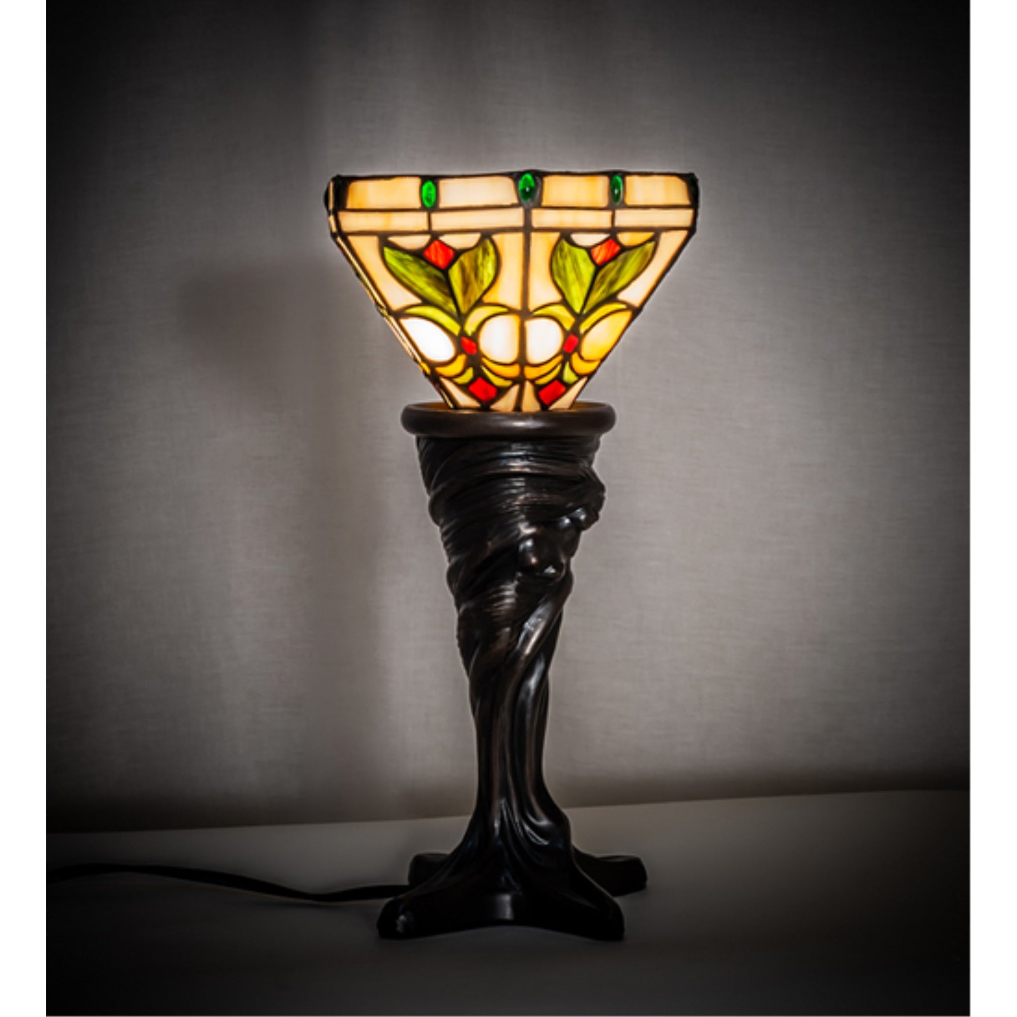 15' High Middleton Mini Lamp