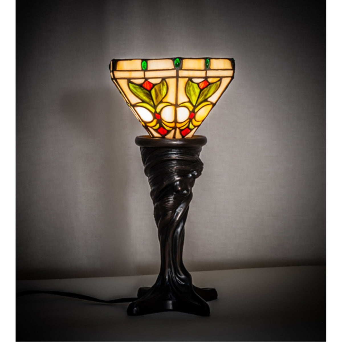 15' High Middleton Mini Lamp