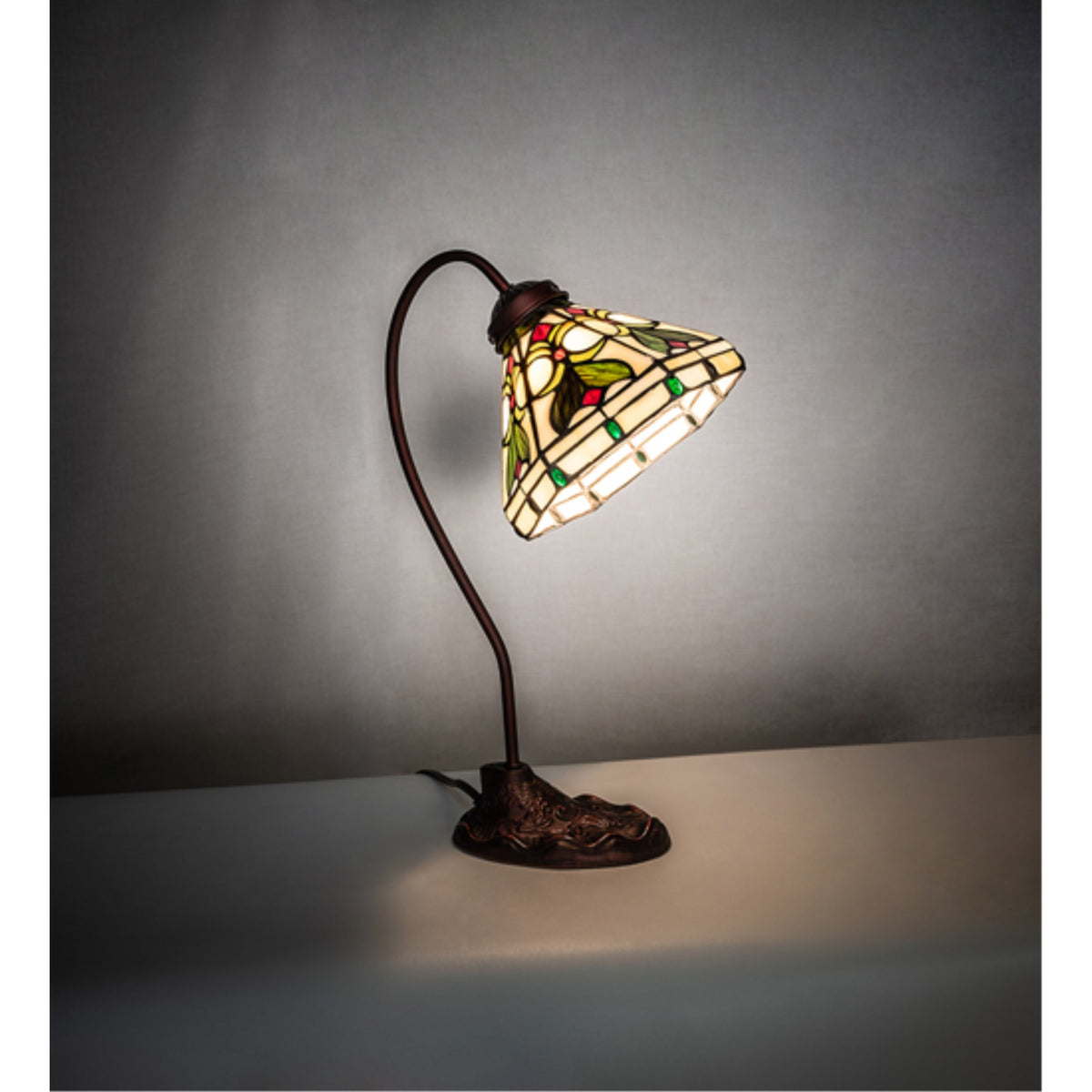 18' High Middleton Desk Lamp