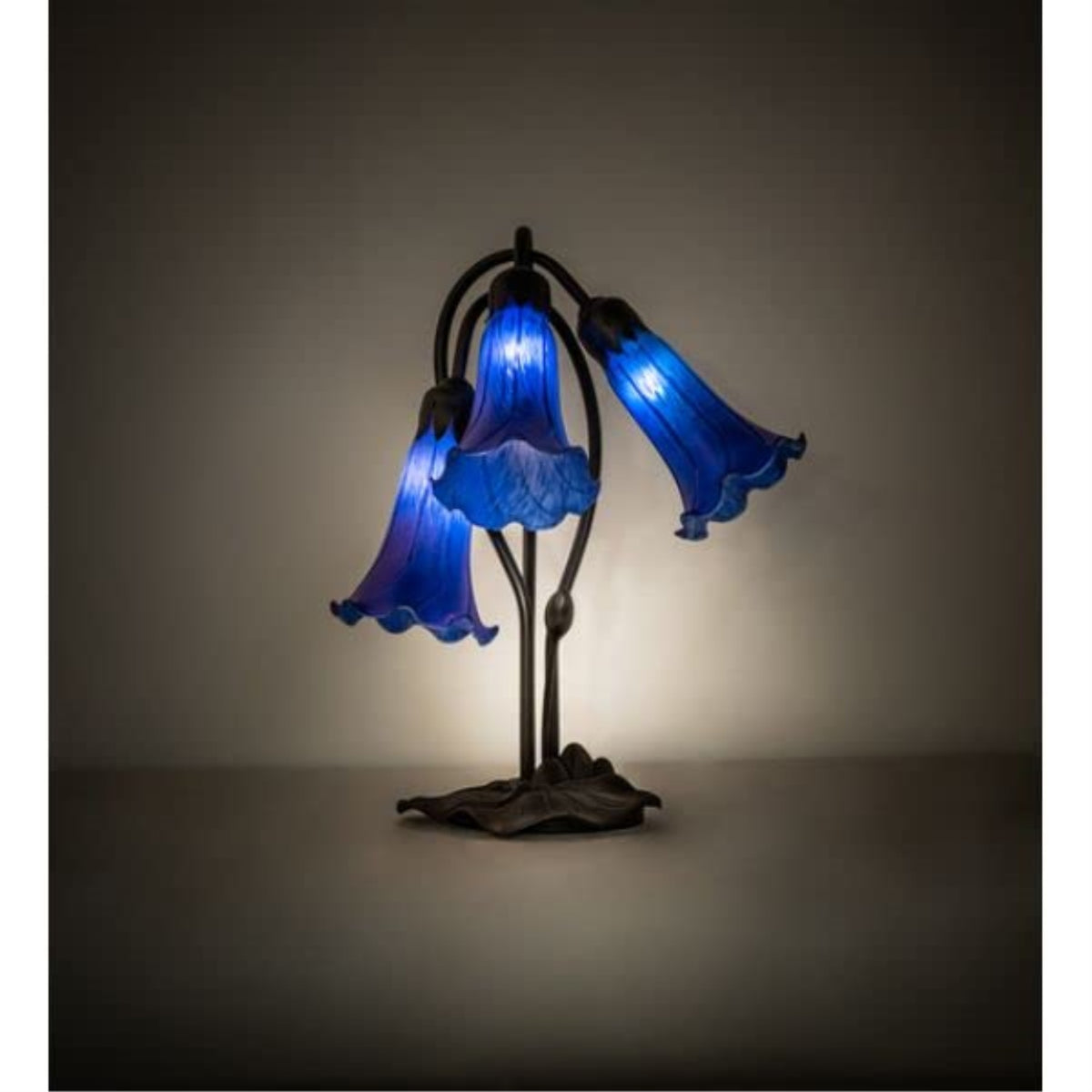 16' High Blue Tiffany Pond Lily 3 Light Accent Lamp