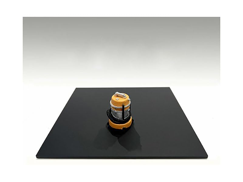 Detail Masters Figure 6 (Wet/Dry Vac) for 1/18 Scale Models by American Diorama