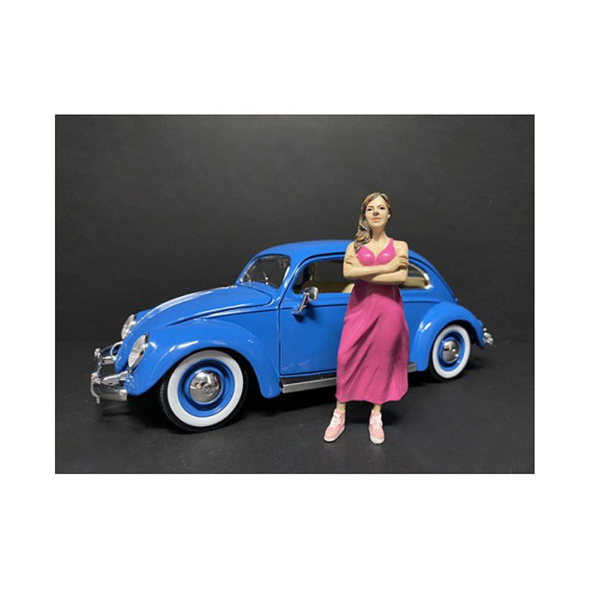 Partygoers' Figurine Ii For 1/18 Scale Models By American Diorama