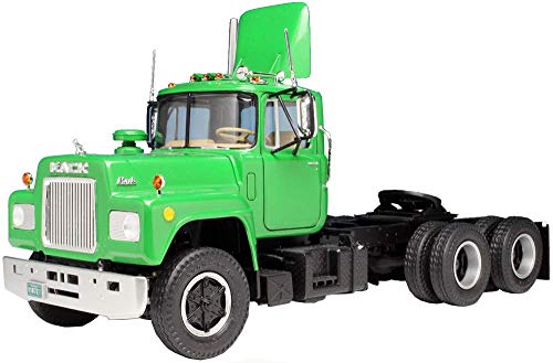Amt Mack R685St Semi Tractor 1:25 Scale Model Kit