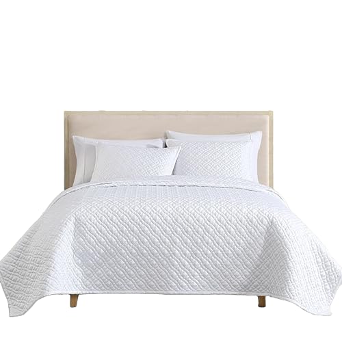 Keo 3pc Queen Coverlet Set, Reversible, Shams, White Silky Fabric
