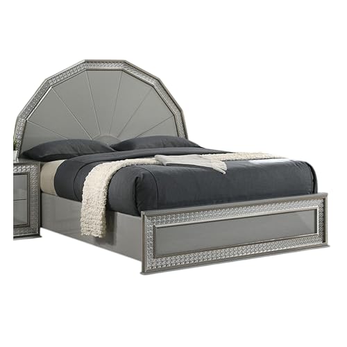Cyl King Bed, Metallic Gray, Scale Molded Trim, Rubberwood, LED Lit
