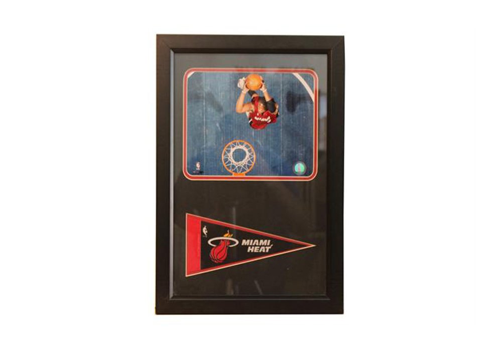 12x18 Pennant Frame - Dwayne Wade Miami Heat