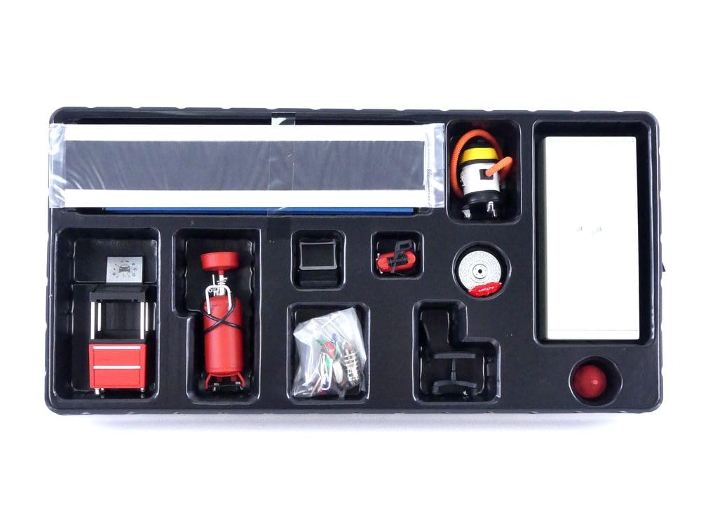 Garage Kit Set (Version 2) for 1/18 scale models by Autoart