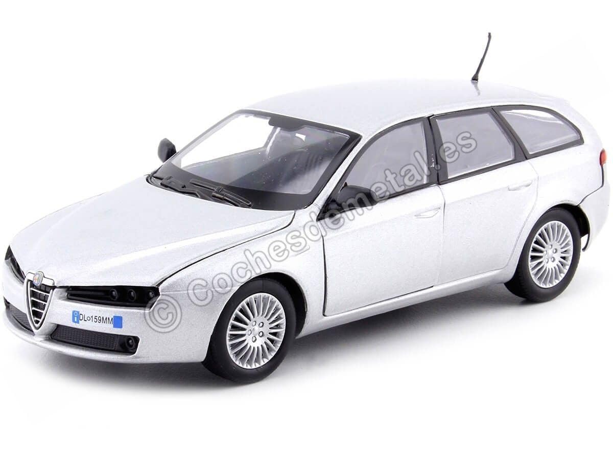 Alfa Romeo 159 SW Silver 1/24 Diecast Car Model by Motormax