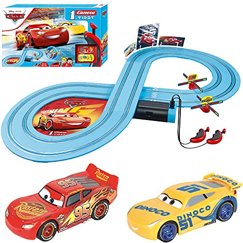 Carrera First Disney/Pixar Cars - Slot Car Race Track - Includes 2 Cars: Lightning Mcqueen And Dinoco Cruz - Battery-Powered Beg