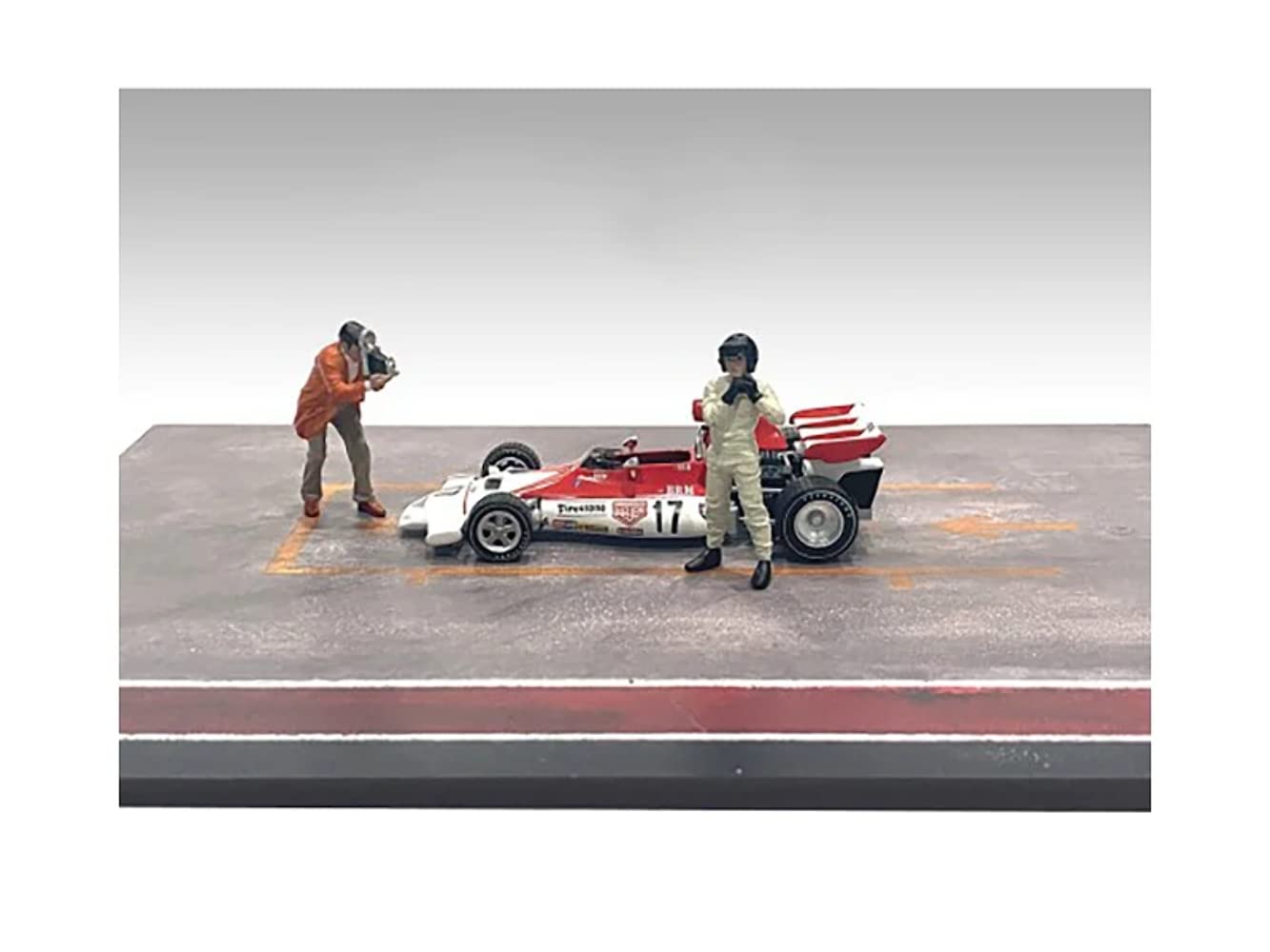 Race Day Two Diecast Figures Set 2 for 1/43 Scale Models by American Diorama