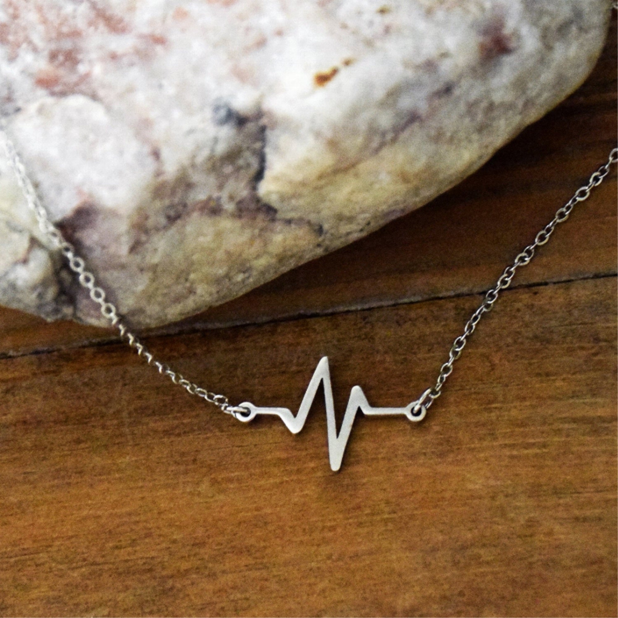 Dainty Heart Beat Necklace - Discover Your Rhythm, Express Your Beat