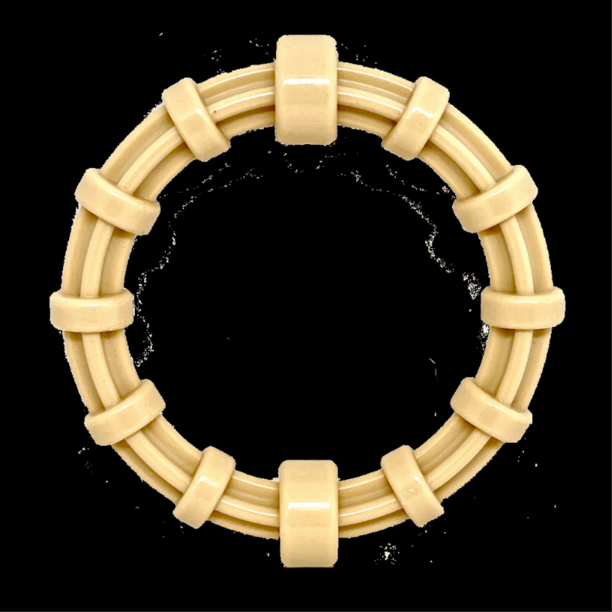 Sp Honey Bone Chicken Flavored Teething Ring For Aggressive Chewers