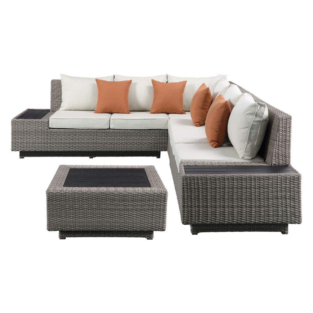 Patio Sectional & Cocktail Table