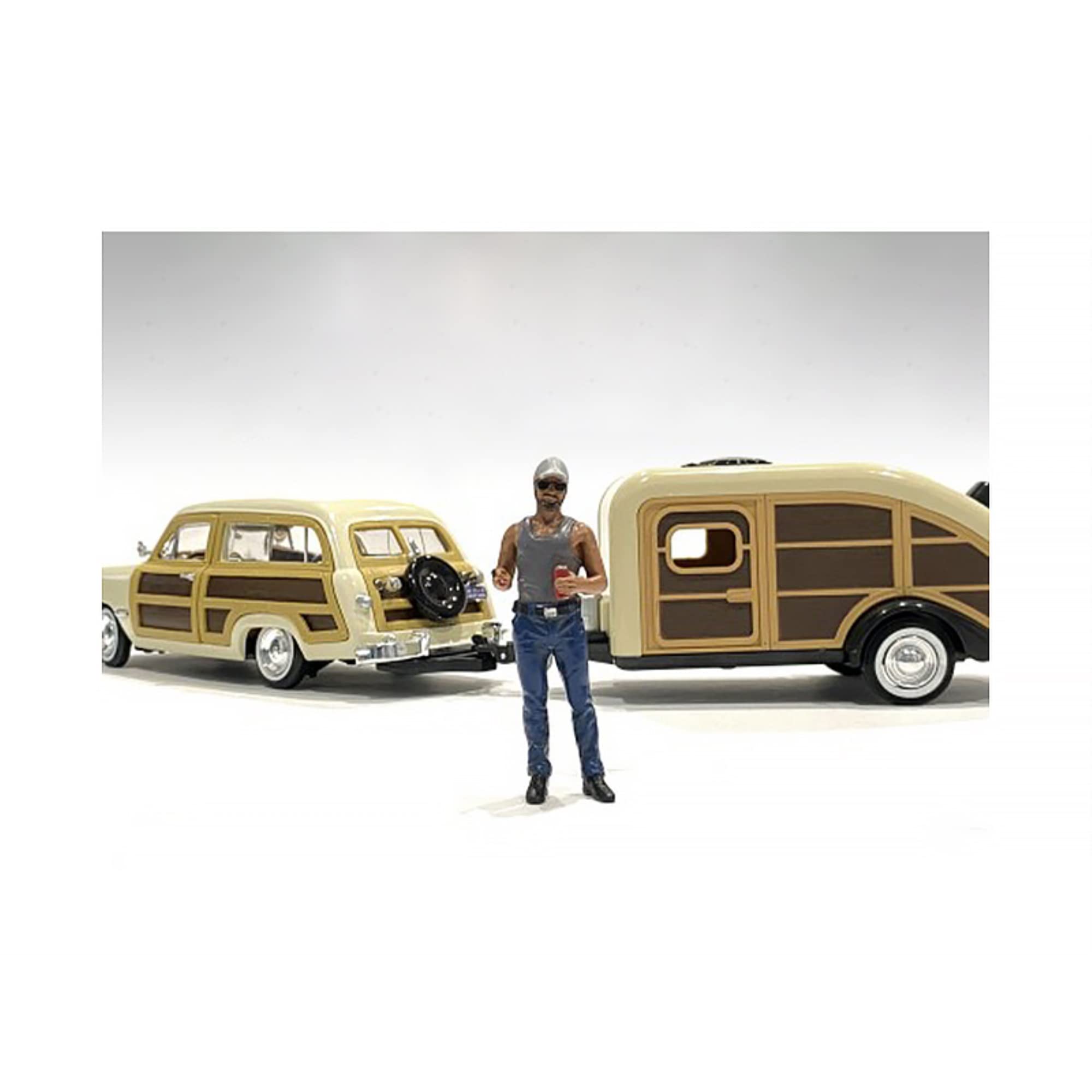 Campers Figure 5 for 1/24 Scale Models by American Diorama