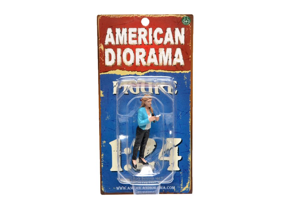 American Diorama Camera Crew Figure Iv Pretty Reporter For 1:24 Scale Models 77480