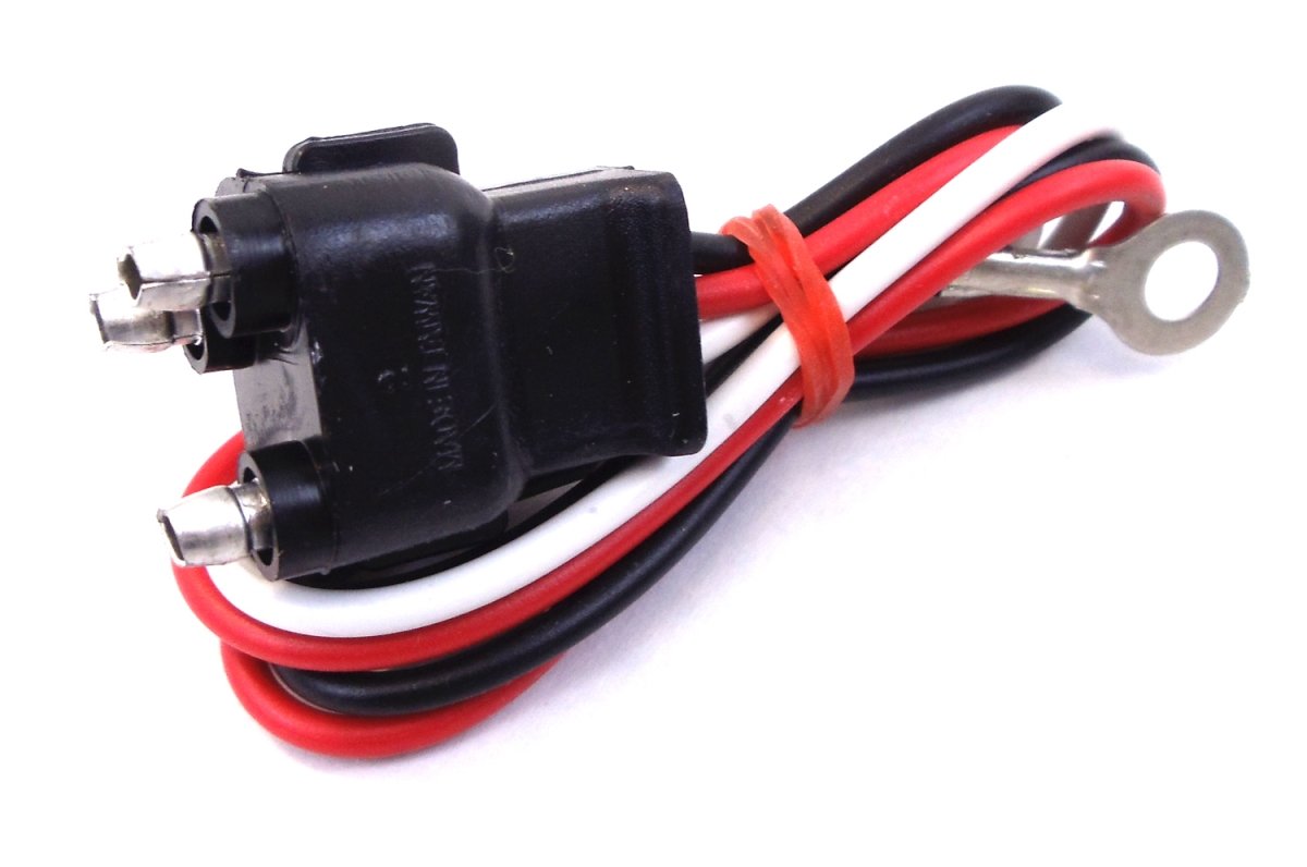 STANDARD 3 PIN REPLACEMENT CORD (PLUG) FOR TRAILER LIGHTS.