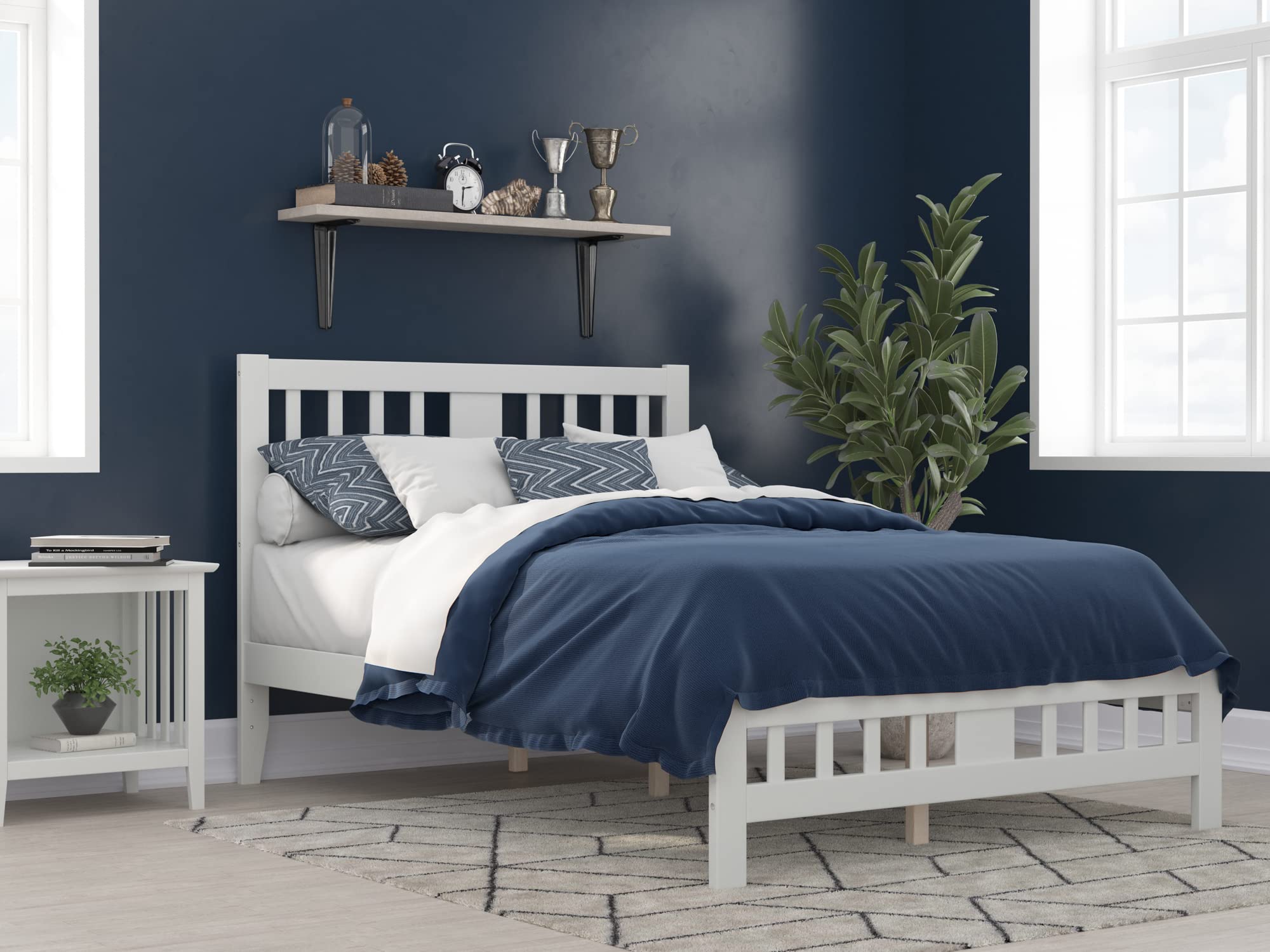 Tahoe Full Platform Bed with Matching Footboard in White
