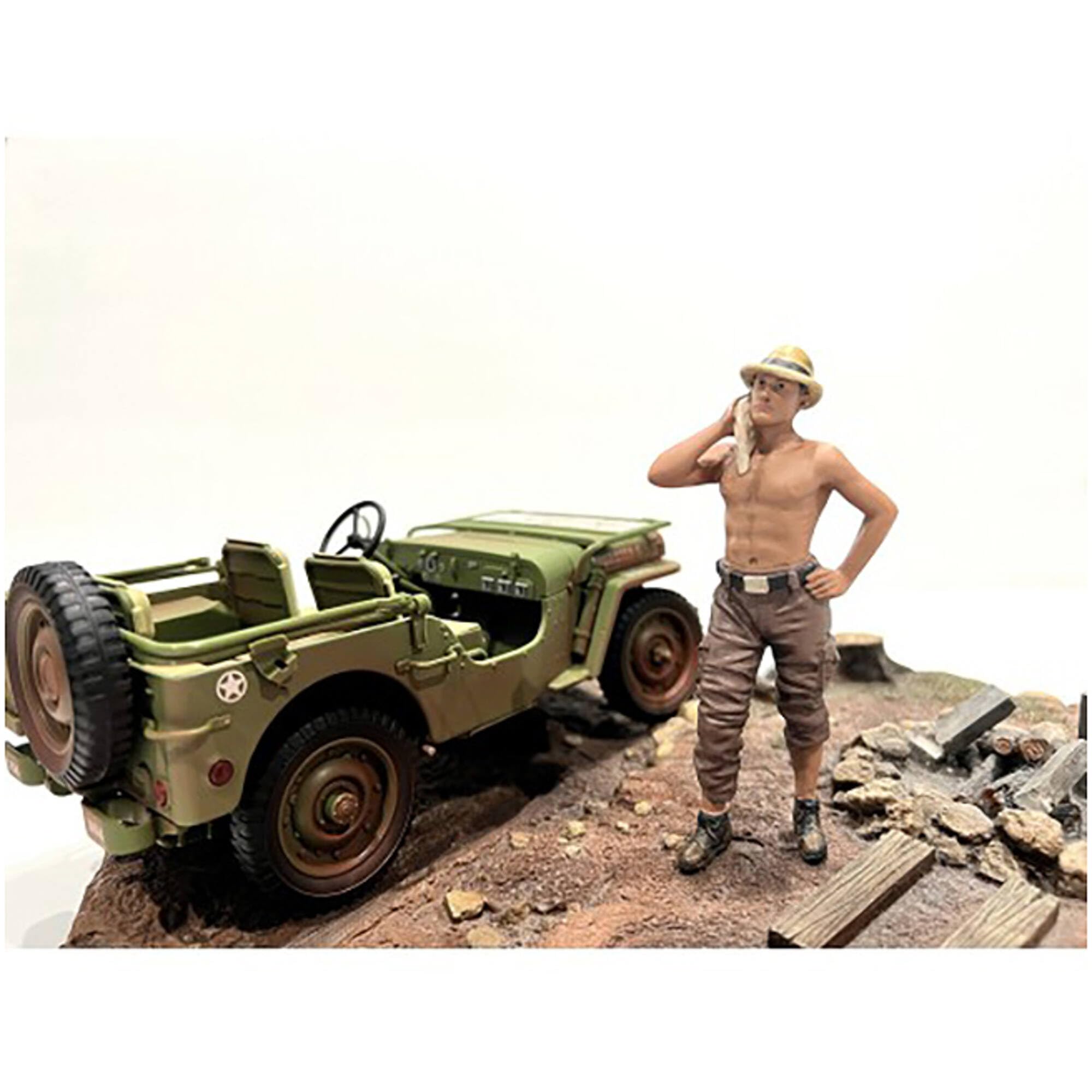4X4 Mechanic Figure 1 for 1/18 Scale Models by American Diorama
