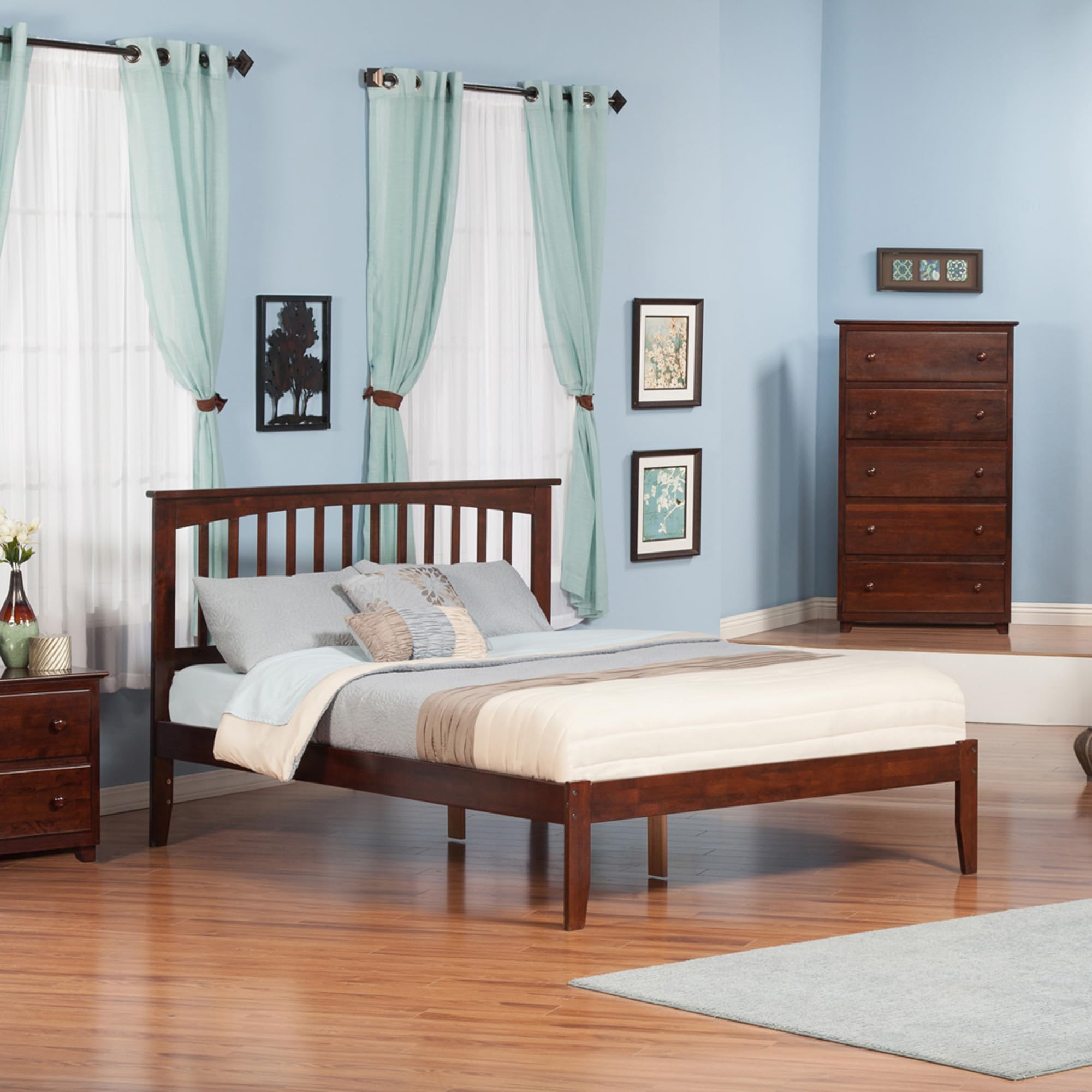 Mission Queen Platform Bed in Walnut