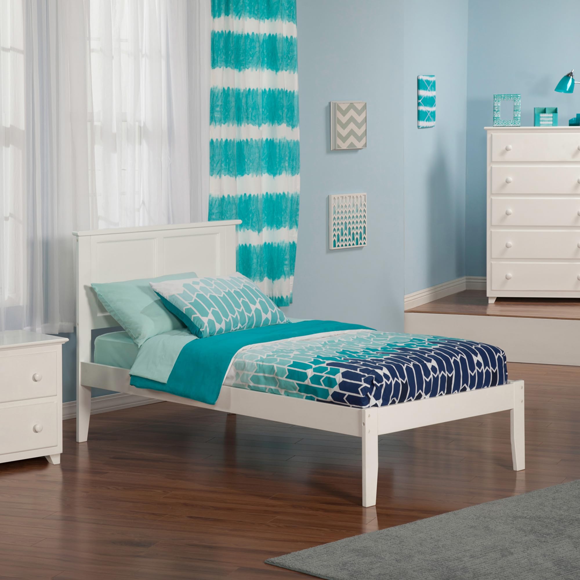 Madison Twin Platform Bed in White