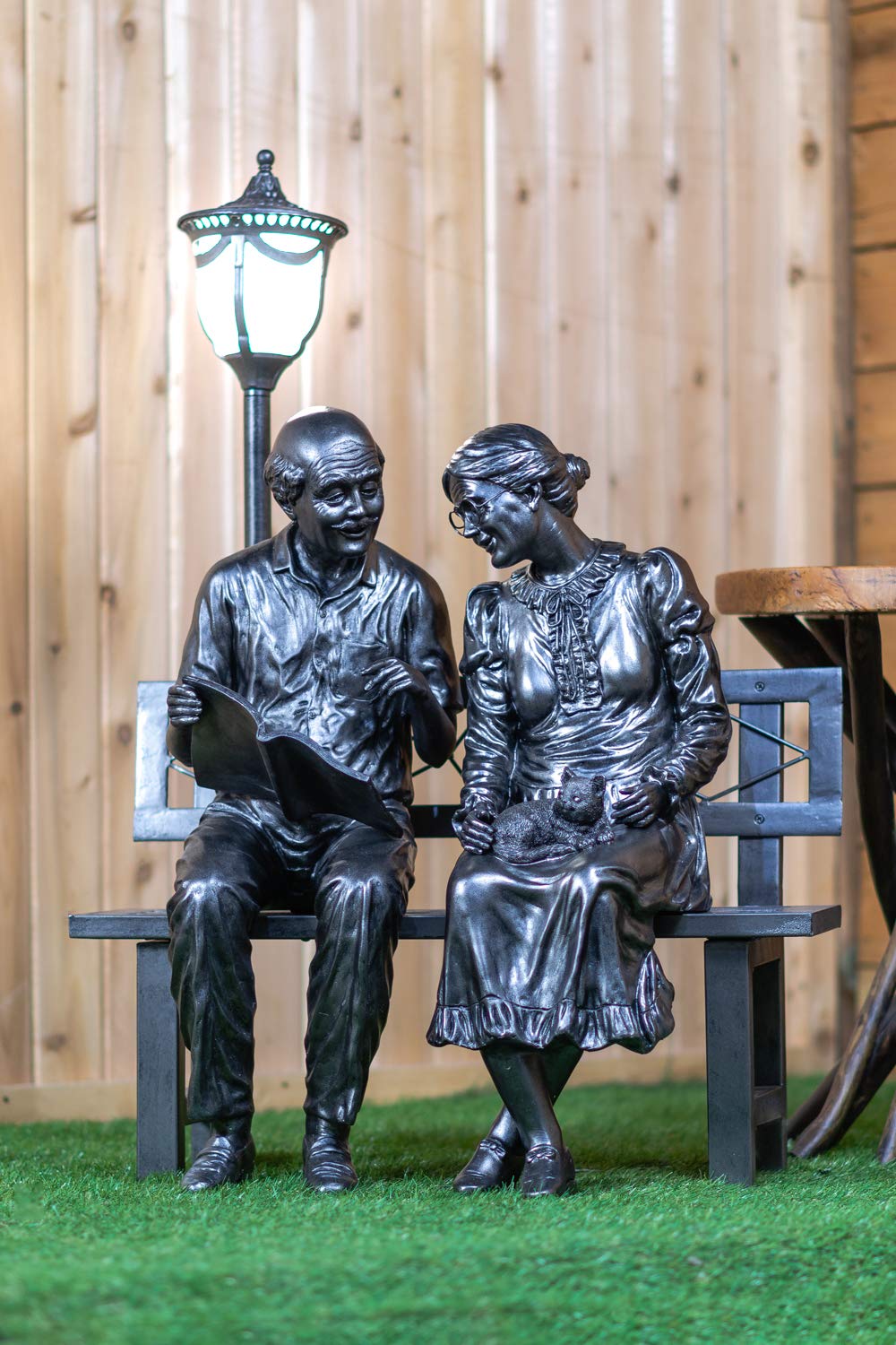 Hi-Line Gift Ltd 80469-61-S Small Old Couple W/Street Lamp