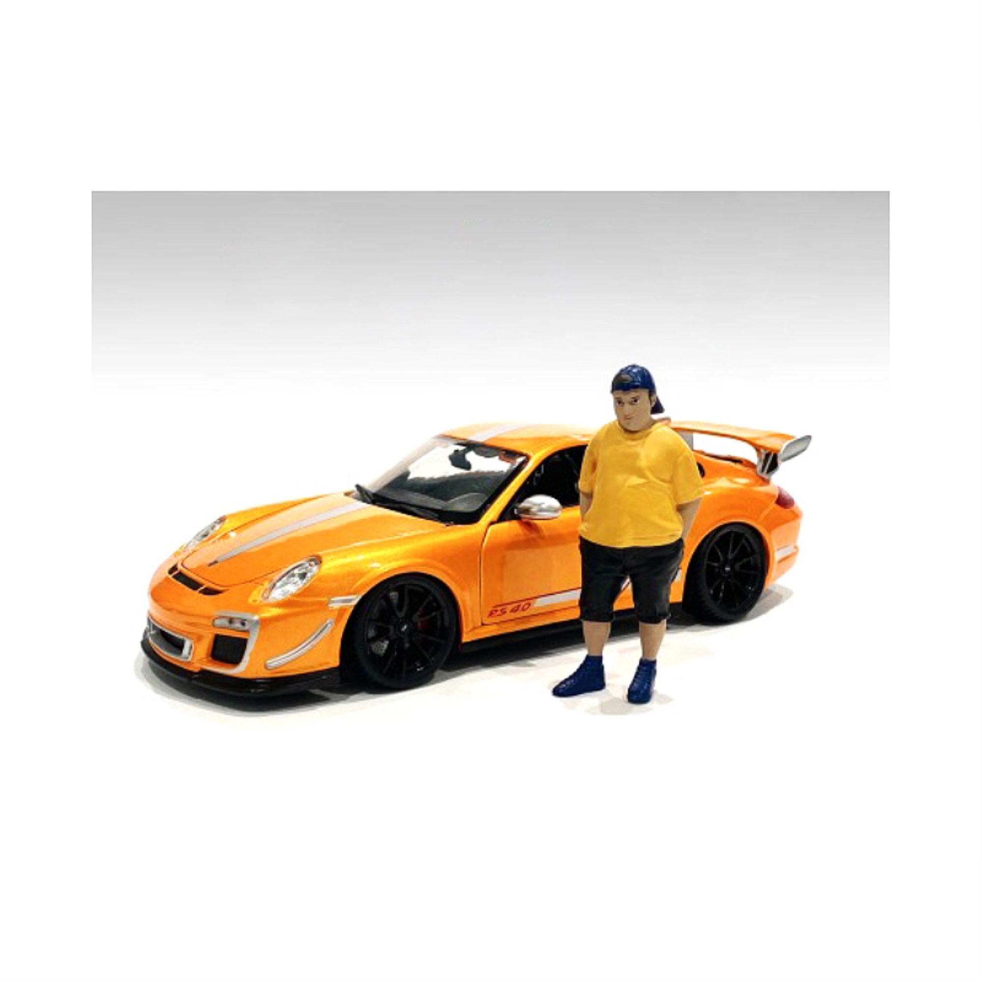 Car Meet 1' Figurine Ii For 1/18 Scale Models By American Diorama