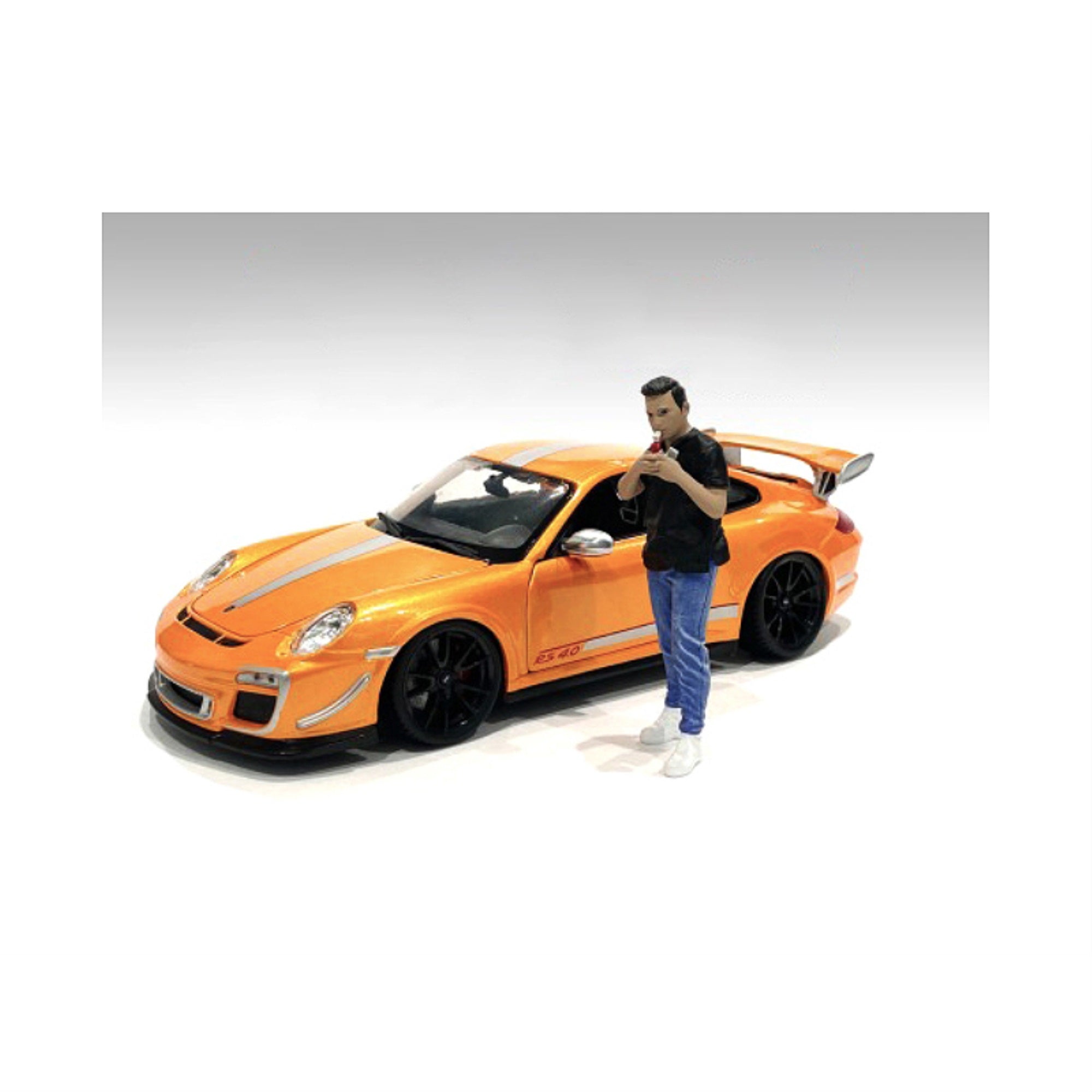 Car Meet 1' Figurine Vi For 1/24 Scale Models By American Diorama