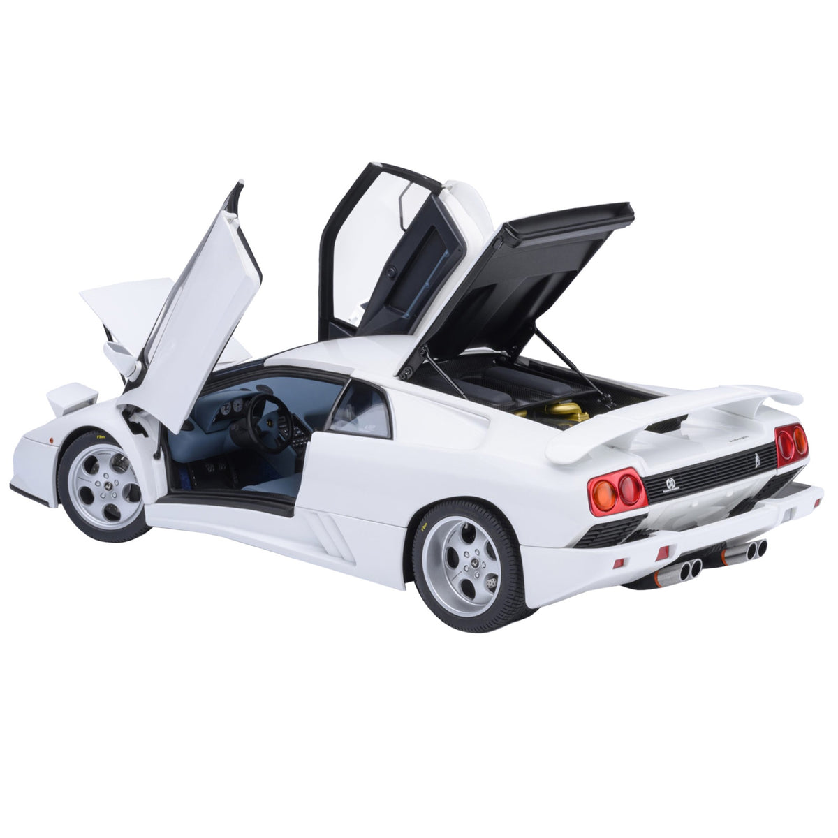 Lamborghini Diablo Se30 Jota Impact White 1/18 Model Car By Autoart
