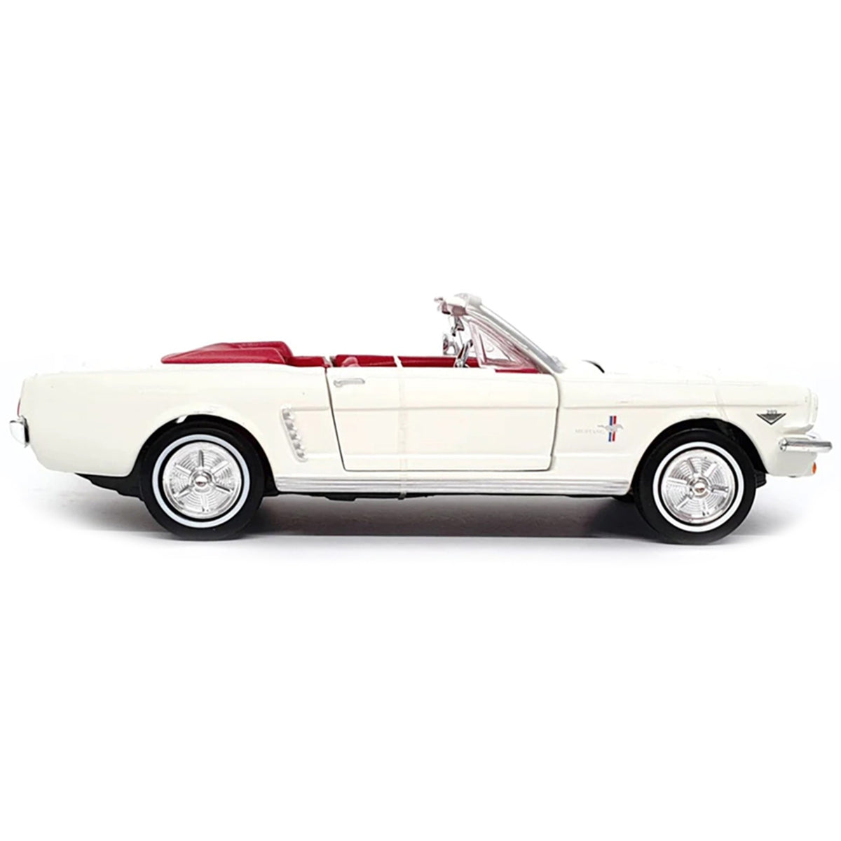 1964 1/2 Ford Mustang Convertible White With Red Interior James Bond 007 'Goldfinger' (1964) Movie 'James Bond Collection' Series 1/24 Diecast Model Car By Motormax