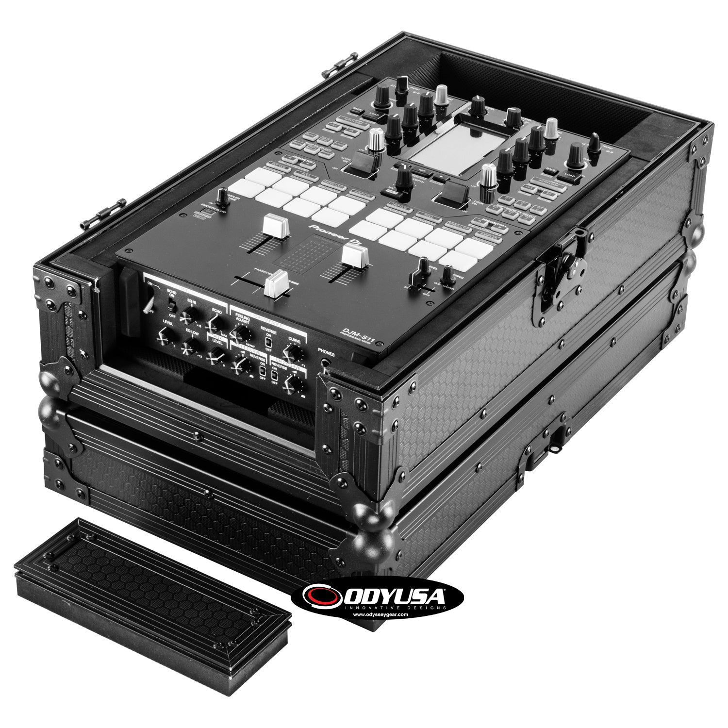 INDUSTRIAL BOARD CASE FITTING MOST 10″ DJ MIXERS