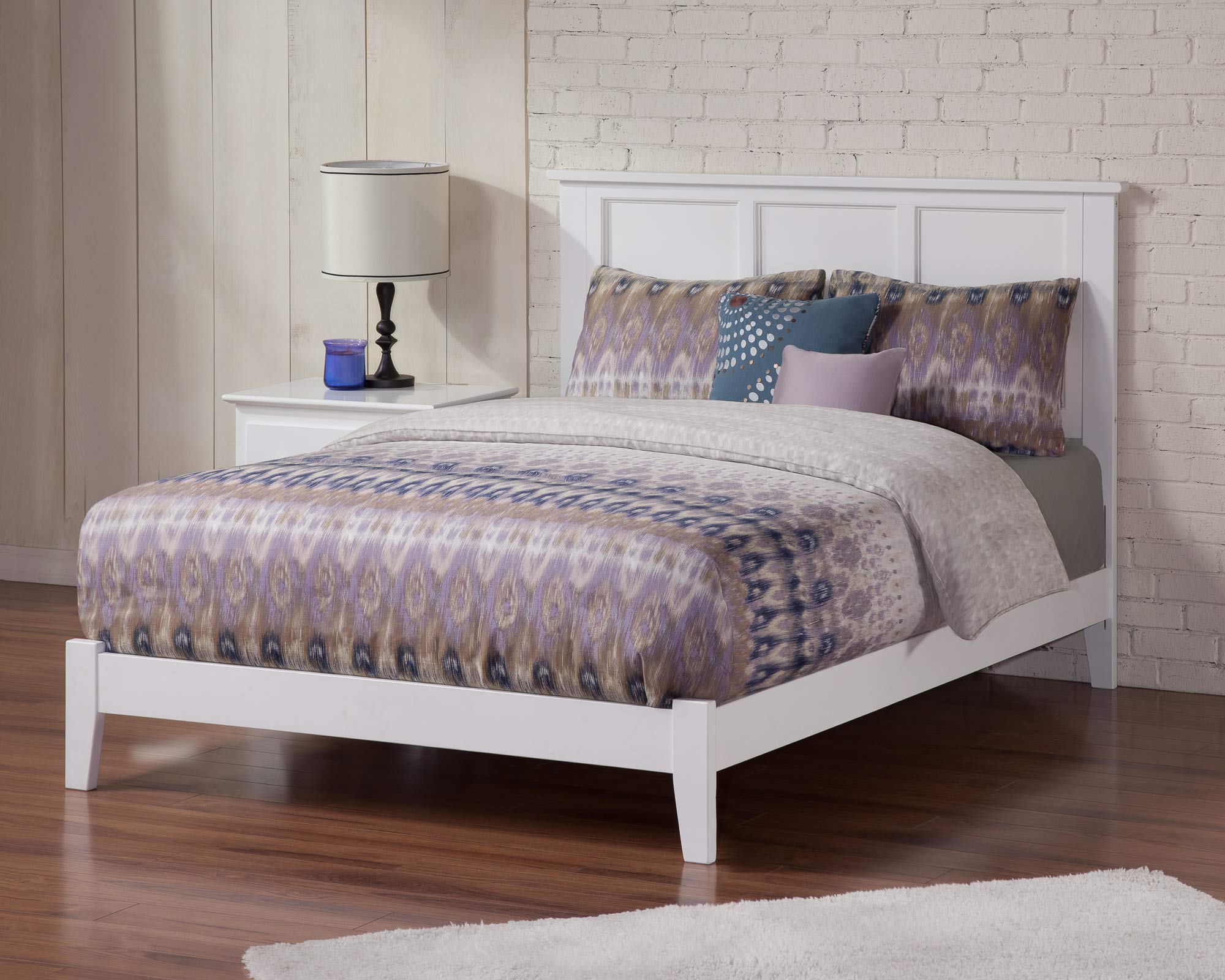 Madison Full Low Profile Solid Wood Platform Bed Frame in White