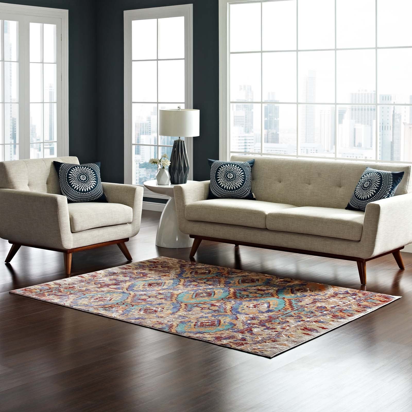 Centehua Distressed Southwestern Aztec 4x6 Area Rug - Multicolored