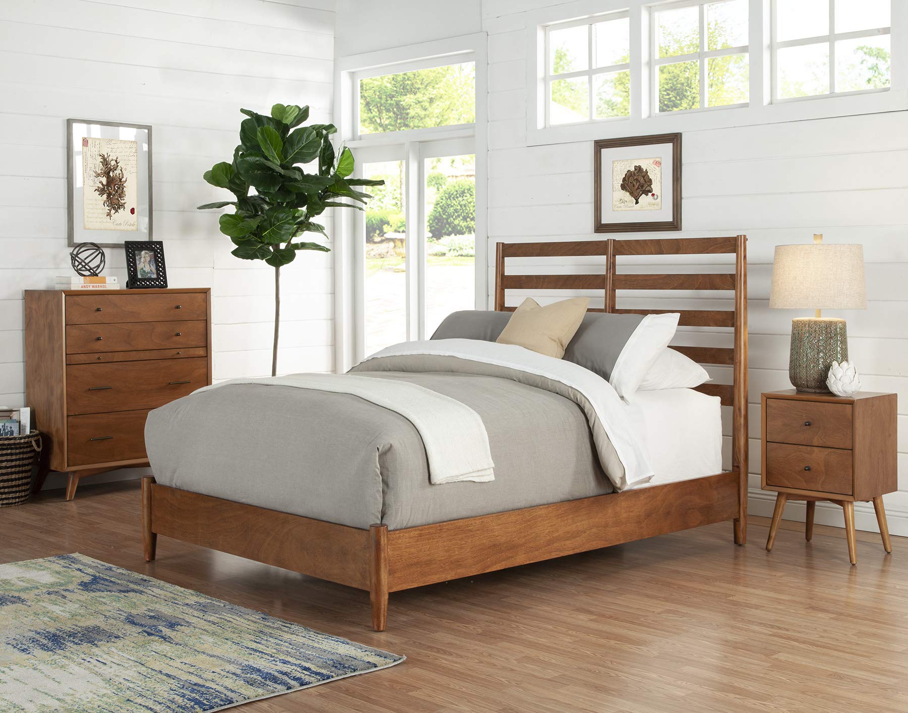 Flynn Retro Queen Bed, Acorn
