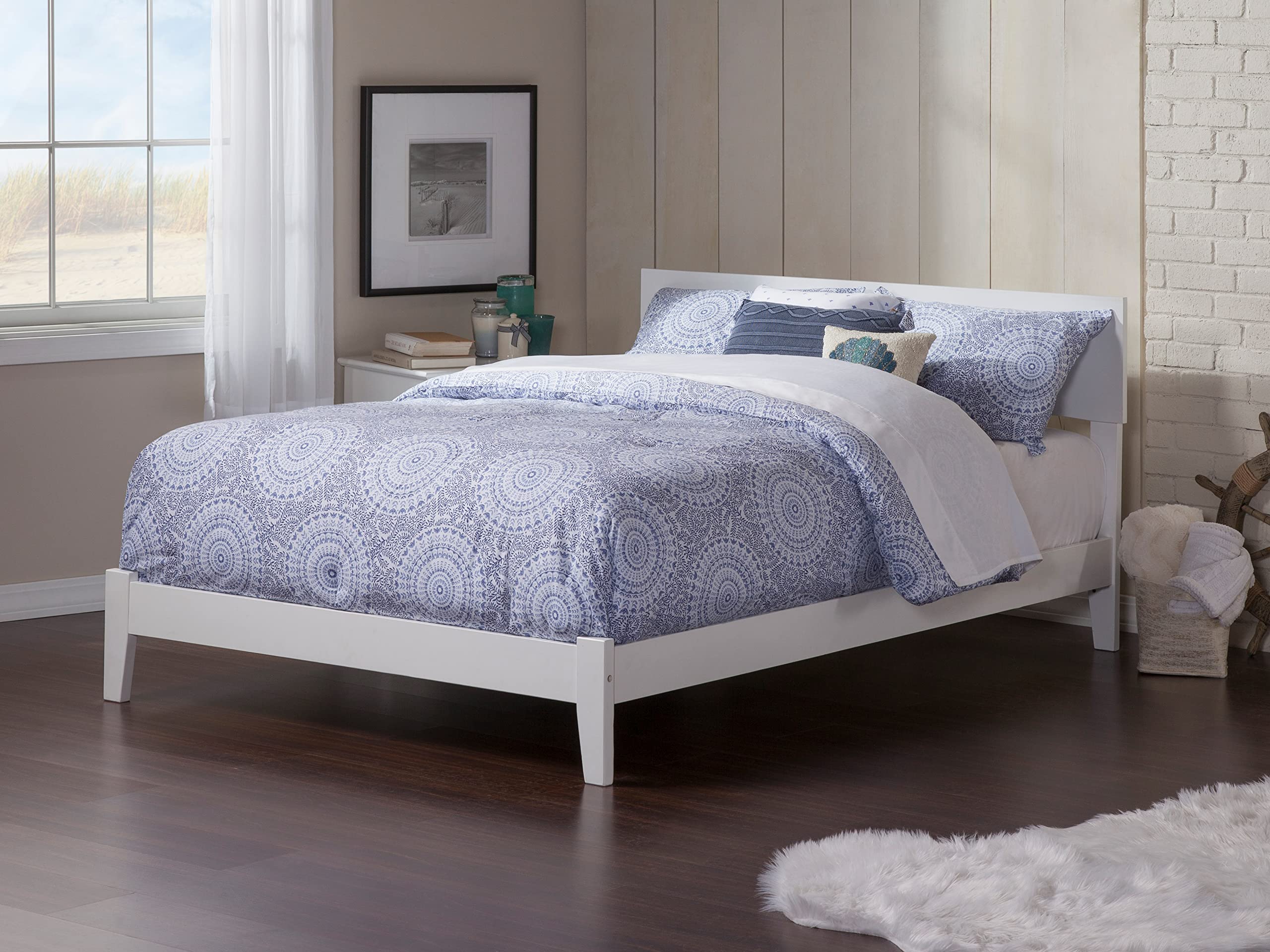 Orlando Queen Low Profile Solid Wood Platform Bed in White