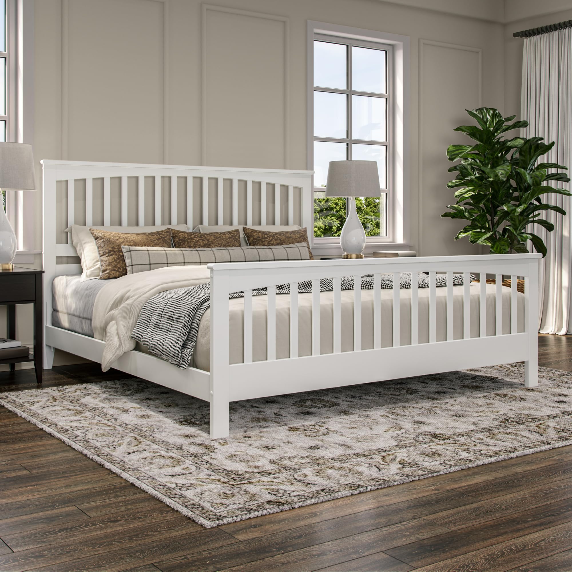 Brooklyn King Foundation Bed with Matching Footboard in White