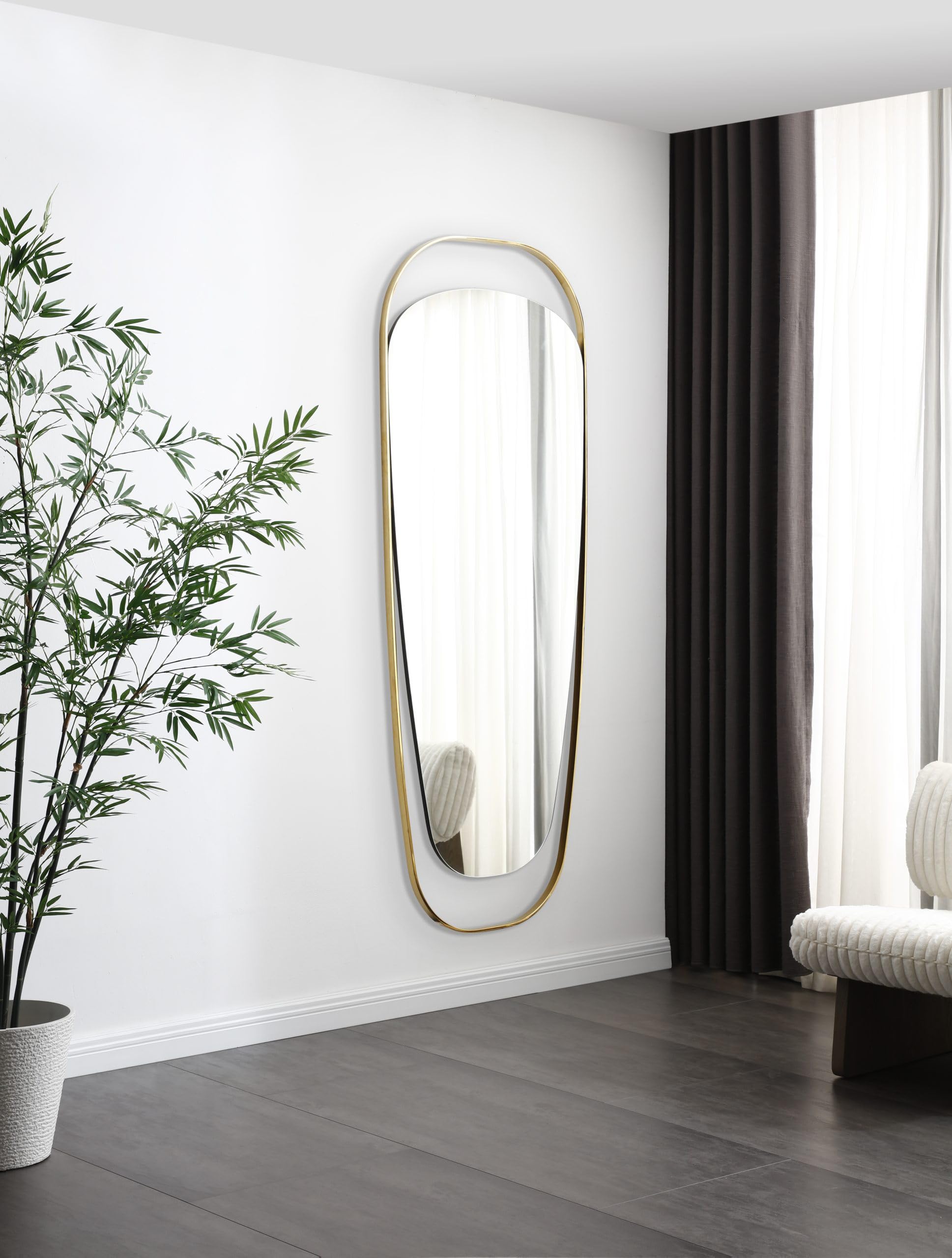 Matilda Oval Wall Mirror, 5MM Thickness, Gold Polished Stainless Steel Frame.