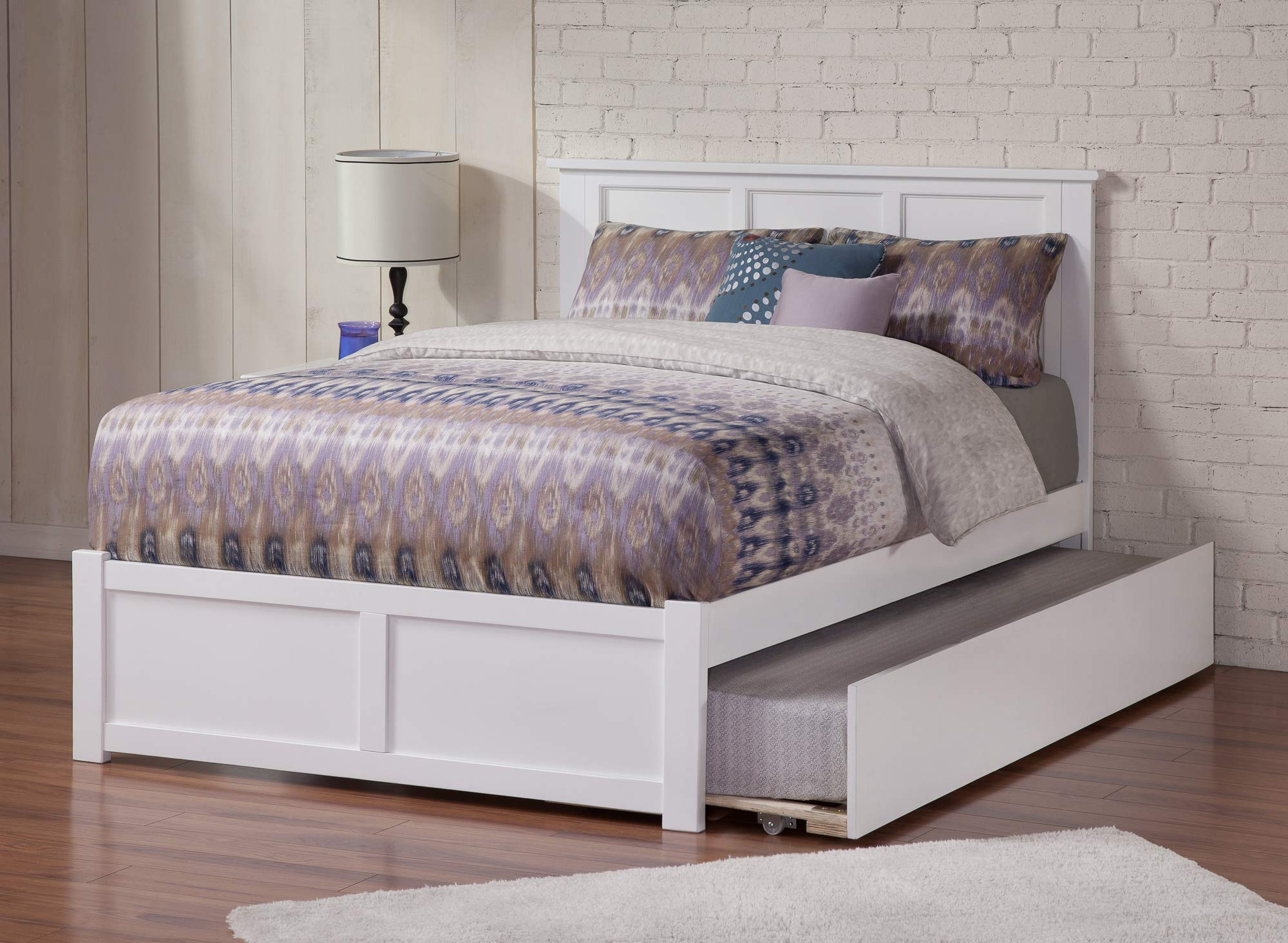 Madison Full Solid Wood Platform Bed with Footboard & Full Trundle in White