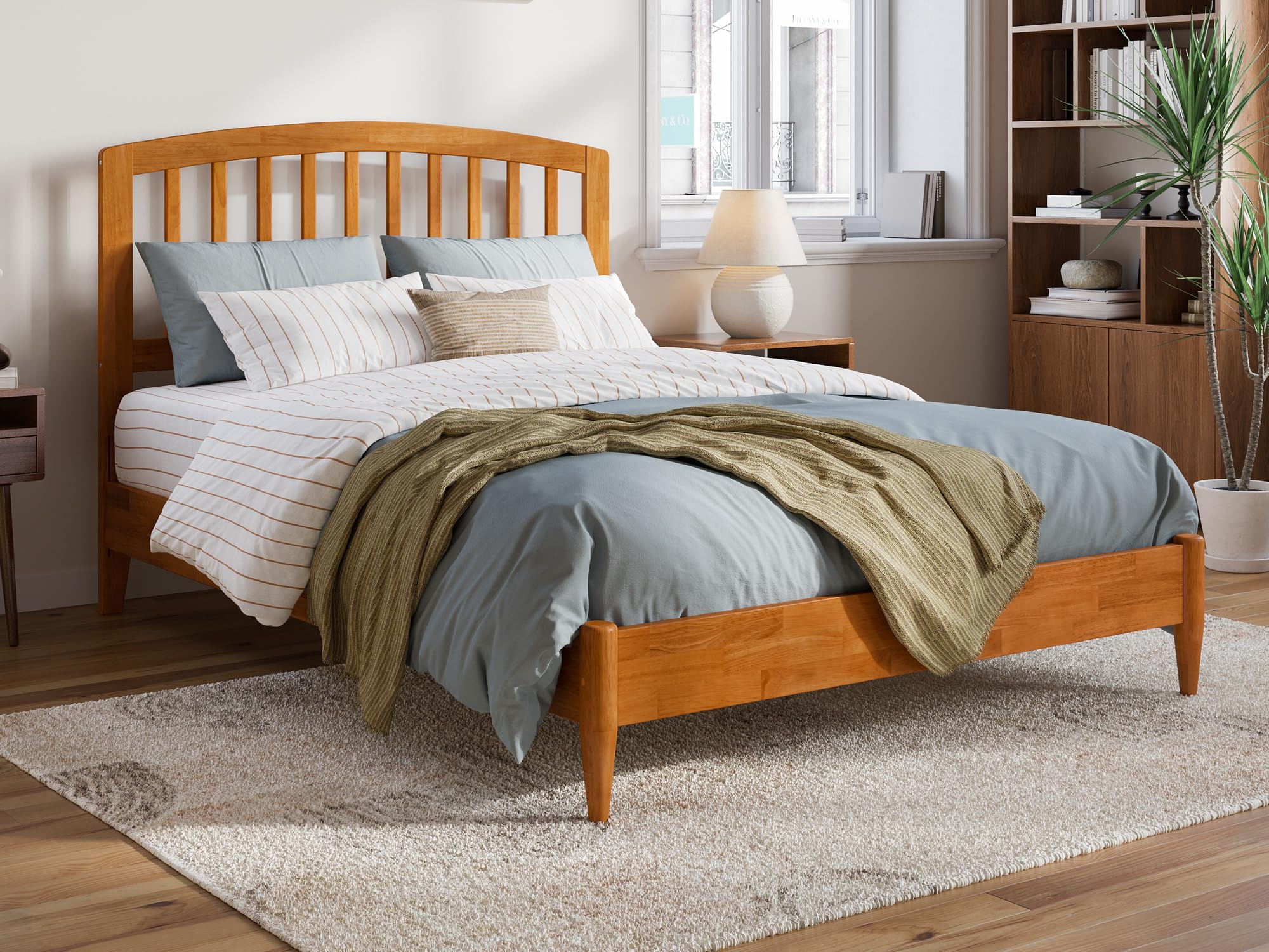 Quincy Full Solid Wood Low Profile Platform Bed in Light Toffee