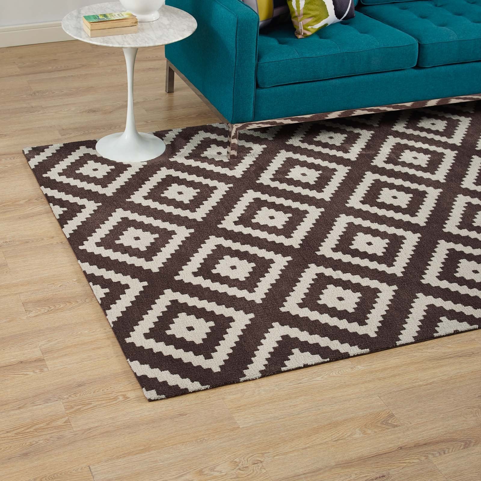 Alika Abstract Diamond Trellis 5x8 Area Rug - Ivory and Brown