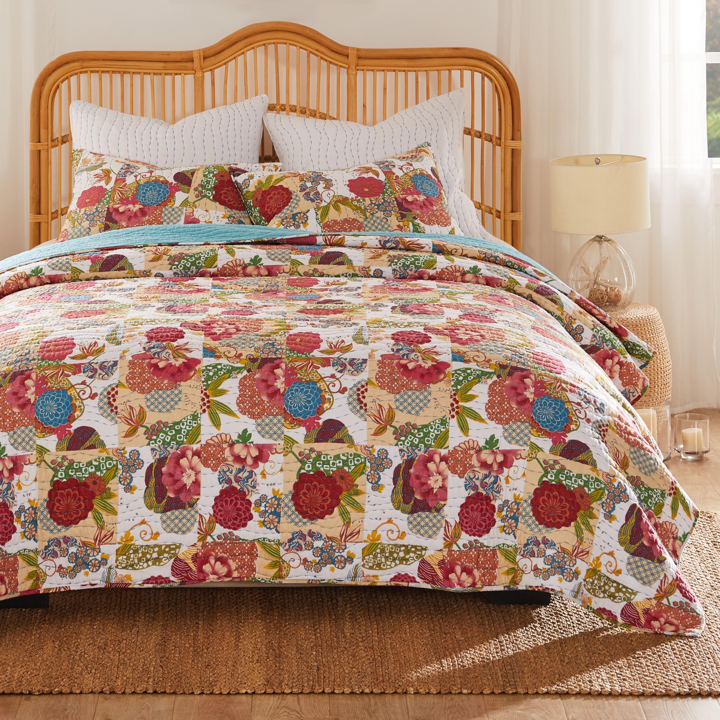 Greenland Home Fashions GL-2407AMSQ Jewel Quilt Set, 3-Piece Full/Queen, White