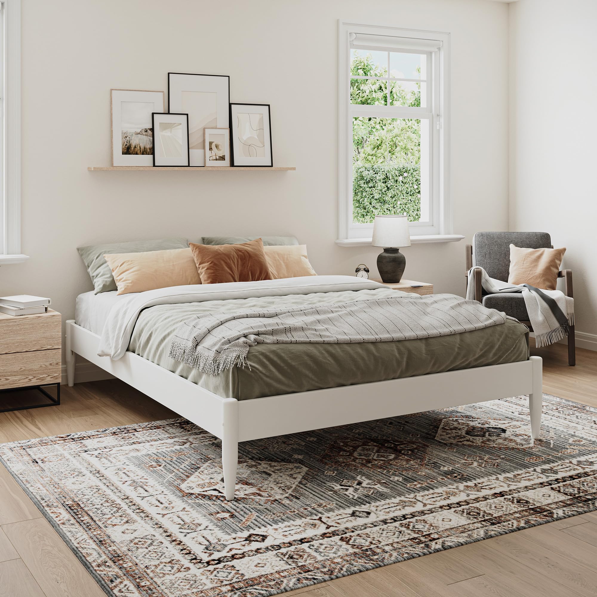 Pasadena Storage Queen Basic Bed in White